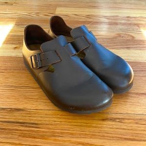 Birkenstock London size 39.